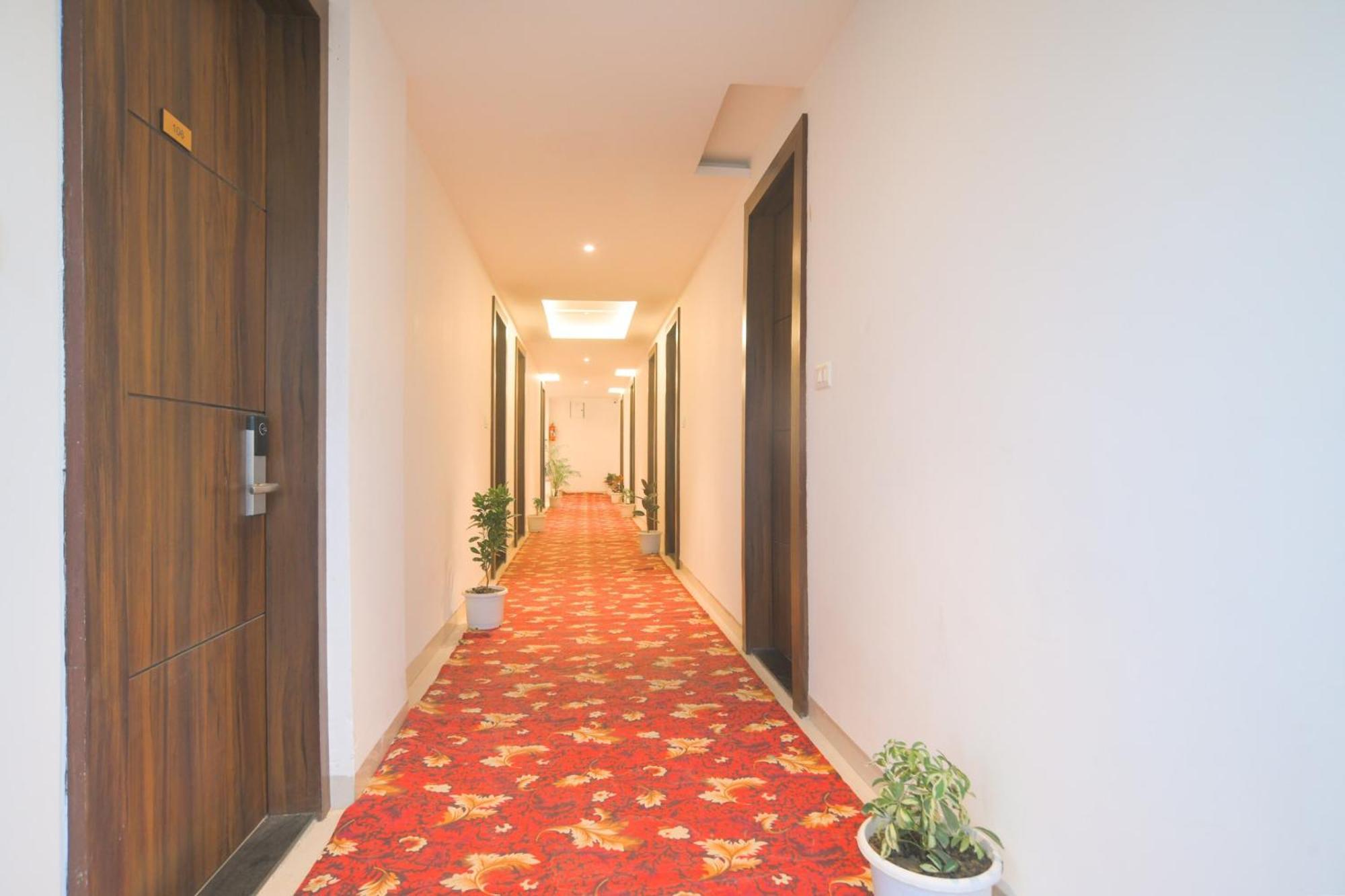 Hotel O Rudraksh Індаур Екстер'єр фото
